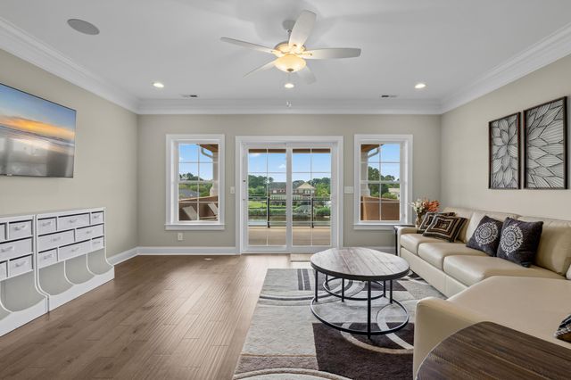 904 Waterton Ave., Myrtle Beach, SC 29579