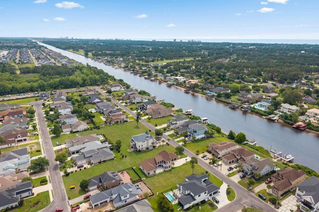 904 Waterton Ave., Myrtle Beach, SC 29579