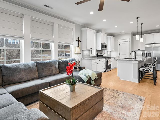 554 Sweet Birch Park Lane, Black Mountain, NC 28711