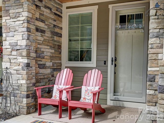 554 Sweet Birch Park Lane, Black Mountain, NC 28711