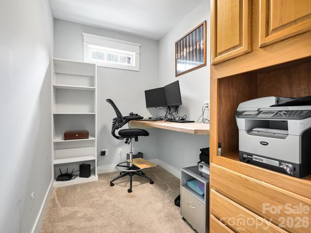 554 Sweet Birch Park Lane, Black Mountain, NC 28711