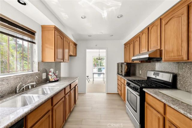 2575 Riverside Terrace, Los Angeles, CA 90039