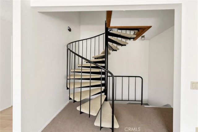 2575 Riverside Terrace, Los Angeles, CA 90039
