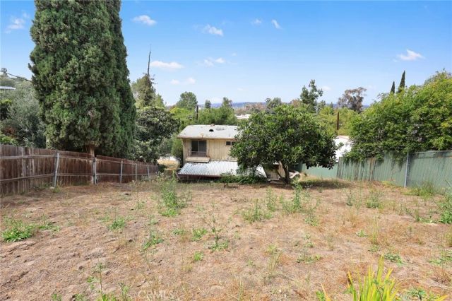 2575 Riverside Terrace, Los Angeles, CA 90039