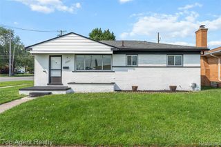 25782 Dover, Redford, MI 48239