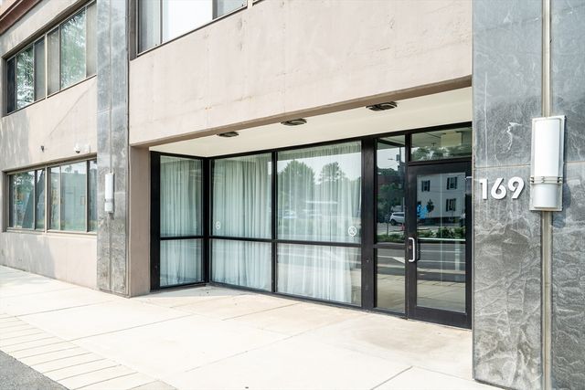 169 Monsignor Obrien Hwy 213, Cambridge, MA 02141