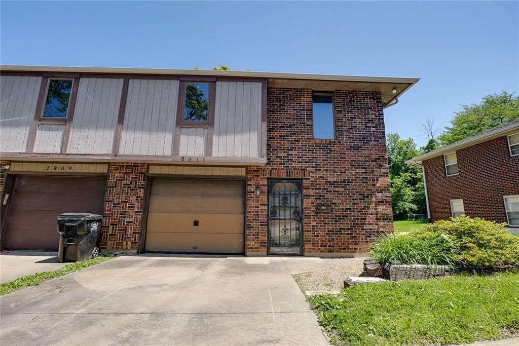 2811 Englewood Terrace, Independence, MO 64052