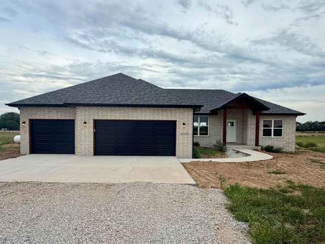 1150 Napper Road, Billings, MO 65610