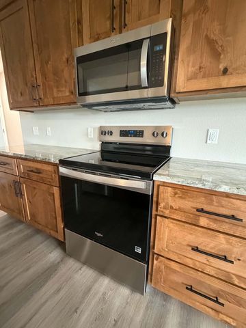 1150 Napper Road, Billings, MO 65610