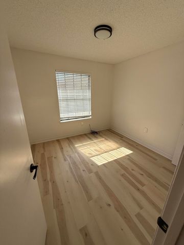 208 Elliott Road, Mary Esther, FL 32569