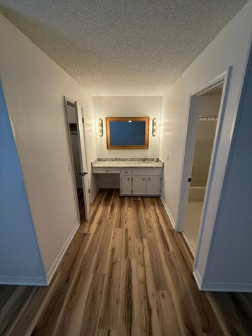 208 Elliott Road, Mary Esther, FL 32569