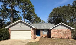 208 Elliott Road, Mary Esther, FL 32569