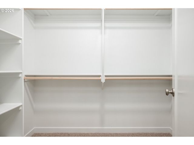 6215 Se Knapp St A, Portland, OR 97206