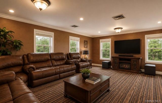 303 N Westchester Avenue N, West Babylon, NY 11704