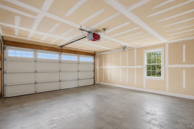 303 N Westchester Avenue N, West Babylon, NY 11704