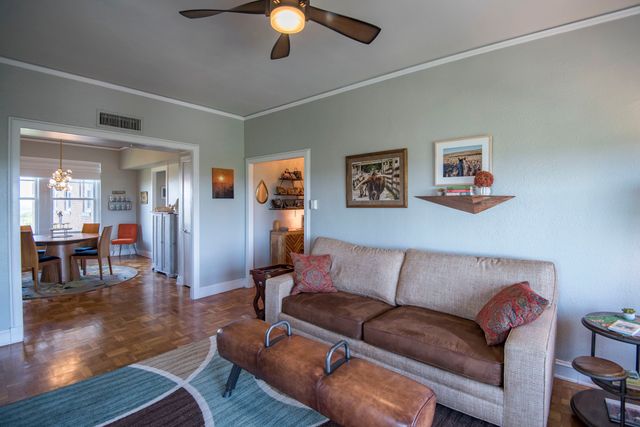 2306 Park Place Avenue 12B, Fort Worth, TX 76110