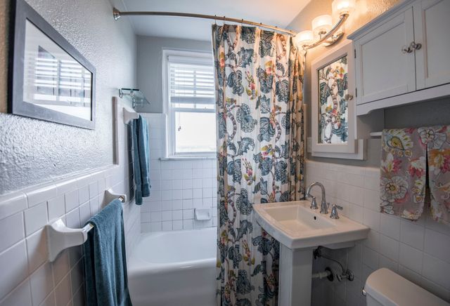 2306 Park Place Avenue 12B, Fort Worth, TX 76110