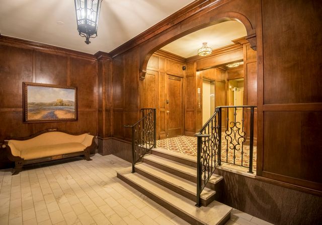 2306 Park Place Avenue 12B, Fort Worth, TX 76110