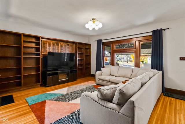 1605 Leonard Street, Indianapolis, IN 46203