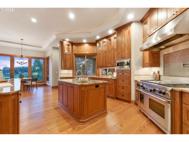 19420 S ELMA St, West Linn, OR 97068