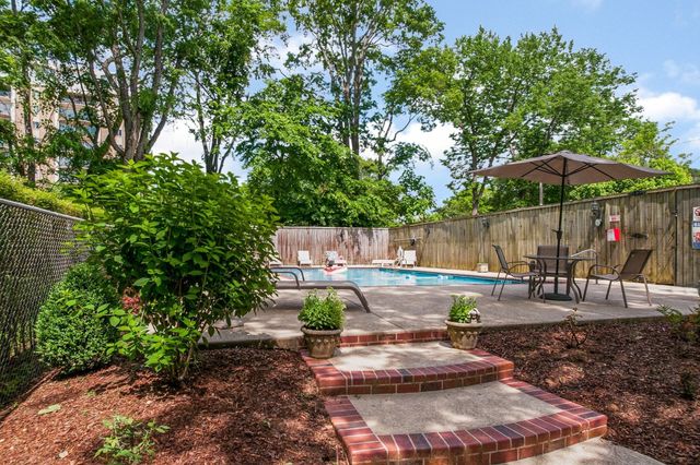 4225 Harding Pike Apt 502, Nashville, TN 37205