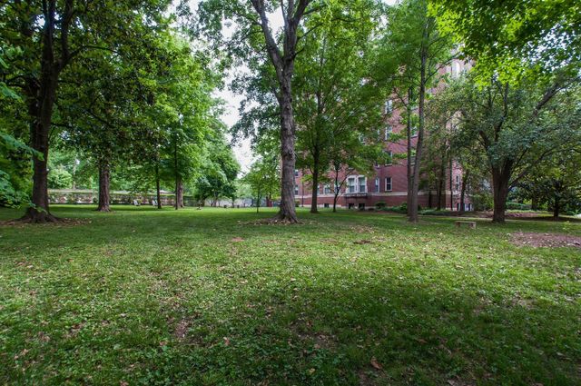 4225 Harding Pike Apt 502, Nashville, TN 37205
