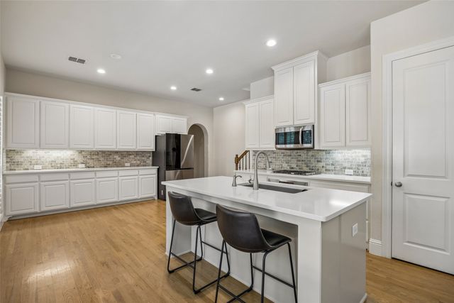 432 Loma Alta Drive, Flower Mound, TX 75022