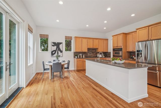 16350 SE 66th Street, Bellevue, WA 98006