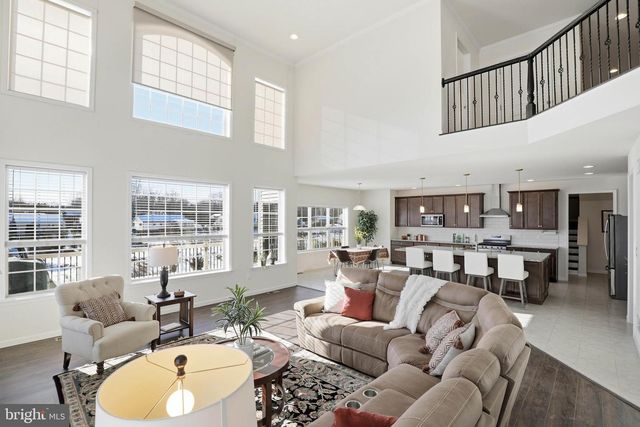 454 E DELP RD, Lancaster, PA 17601