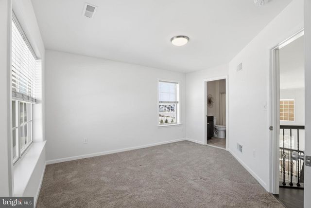 454 E DELP RD, Lancaster, PA 17601