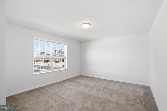 454 E DELP RD, Lancaster, PA 17601