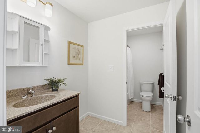 454 E DELP RD, Lancaster, PA 17601