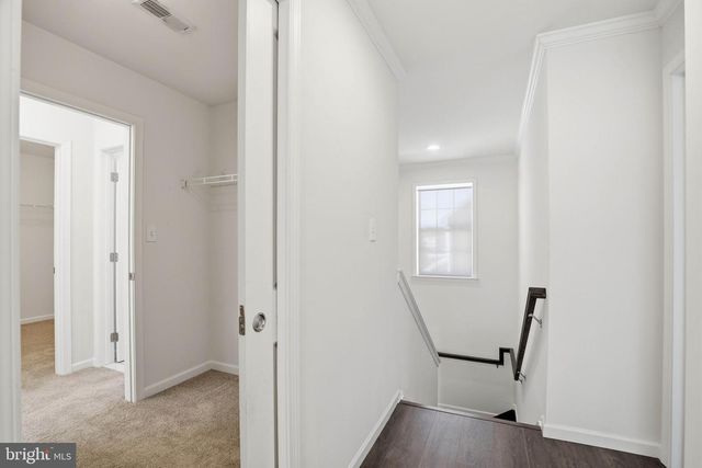 454 E DELP RD, Lancaster, PA 17601