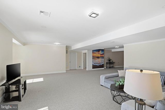 454 E DELP RD, Lancaster, PA 17601