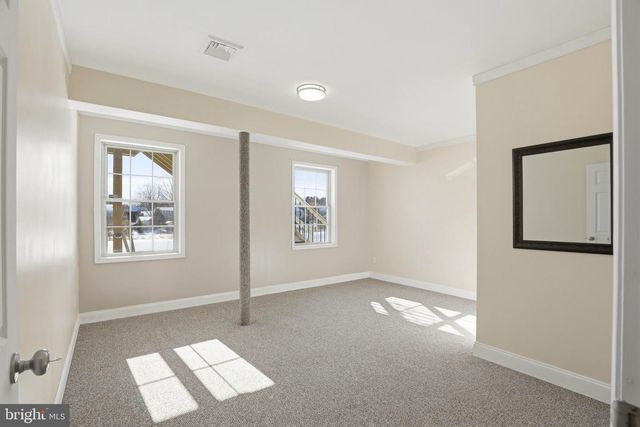 454 E DELP RD, Lancaster, PA 17601