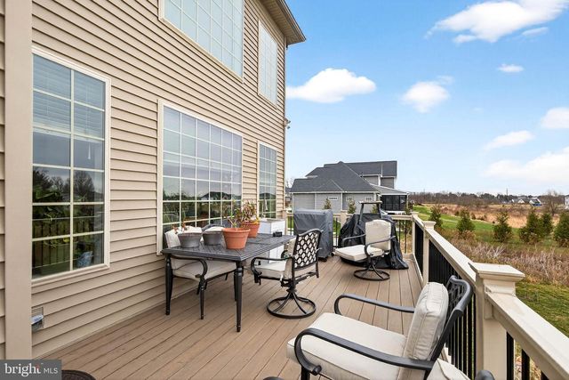 454 E DELP RD, Lancaster, PA 17601