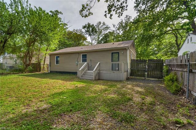 119 Rosewood Drive, Hampton, VA 23669