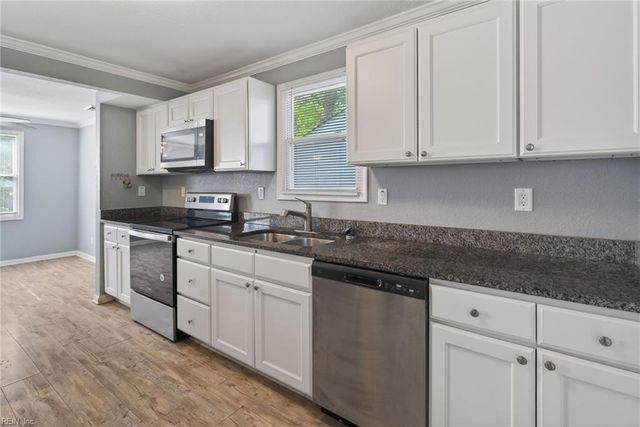 119 Rosewood Drive, Hampton, VA 23669