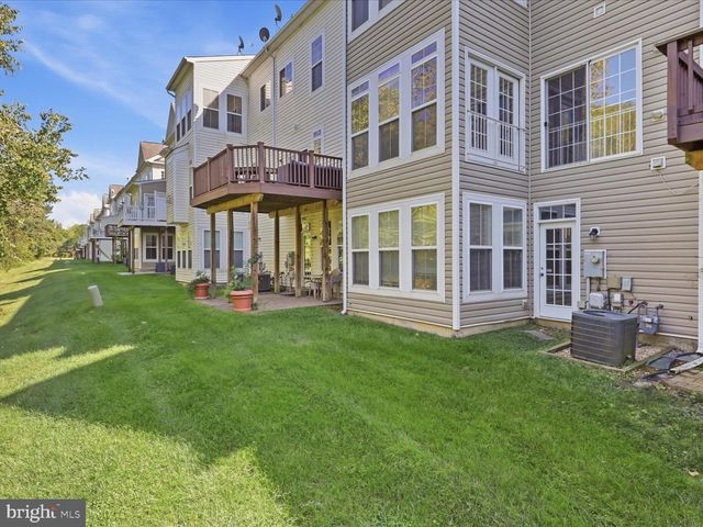 5602 HARTFIELD AVE, Suitland, MD 20746