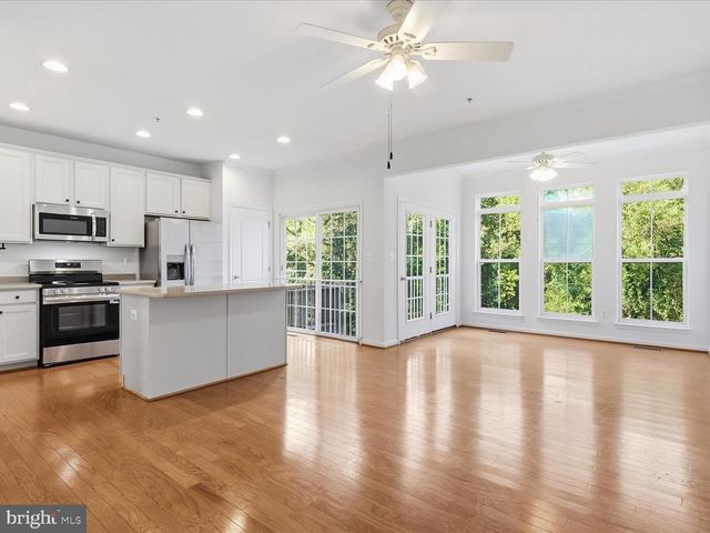 5602 HARTFIELD AVE, Suitland, MD 20746