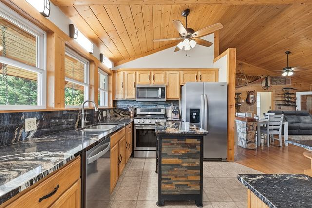 288 Happy Valley Drive, Blairsville, GA 30512