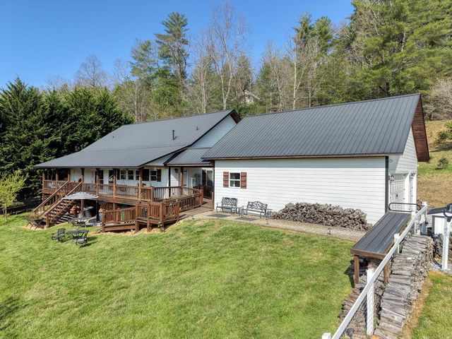 288 Happy Valley Drive, Blairsville, GA 30512