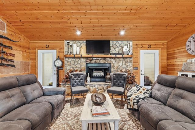 288 Happy Valley Drive, Blairsville, GA 30512