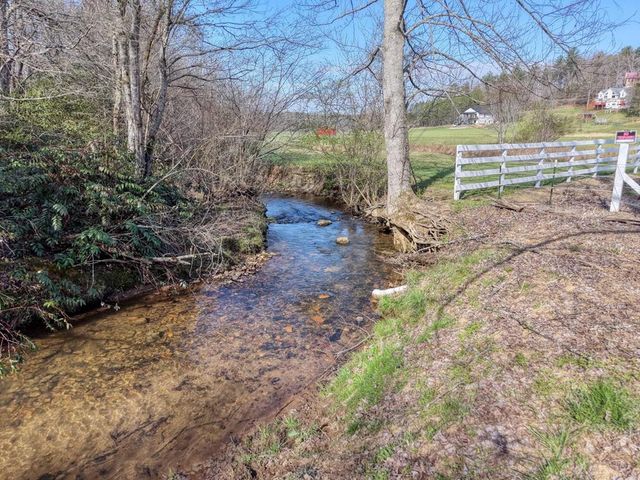 288 Happy Valley Drive, Blairsville, GA 30512