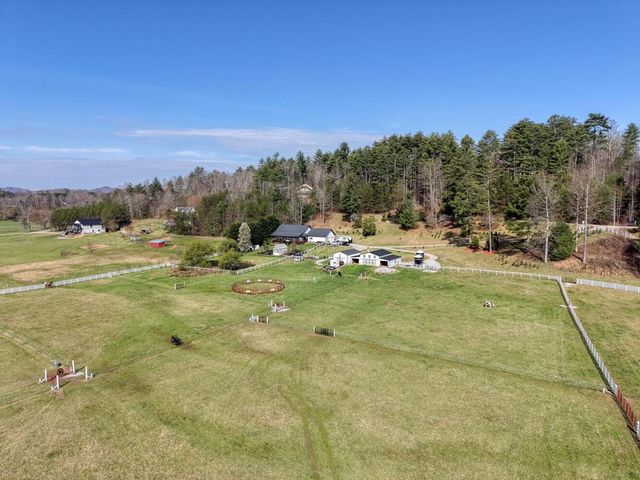 288 Happy Valley Drive, Blairsville, GA 30512