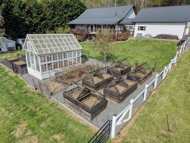 288 Happy Valley Drive, Blairsville, GA 30512