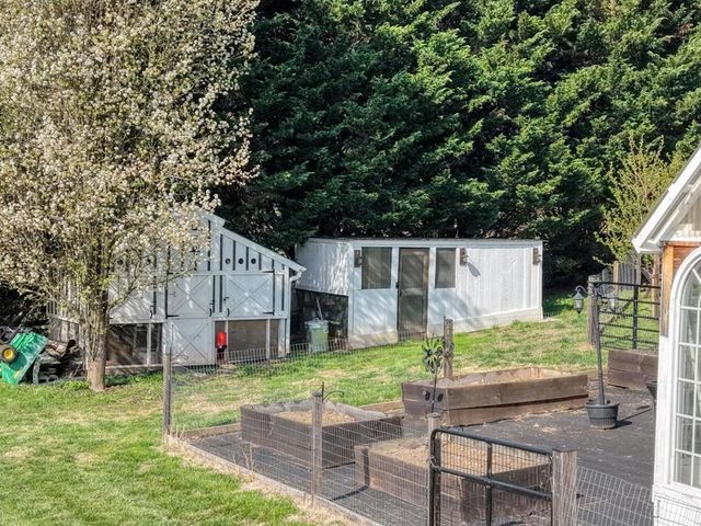 288 Happy Valley Drive, Blairsville, GA 30512