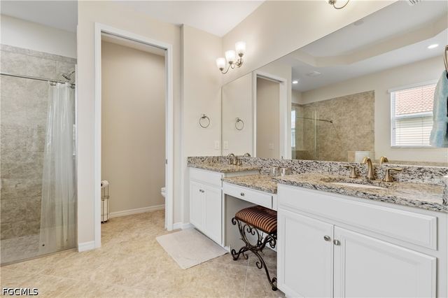 2935 Sunset Pointe CIR, Cape Coral, FL 33914