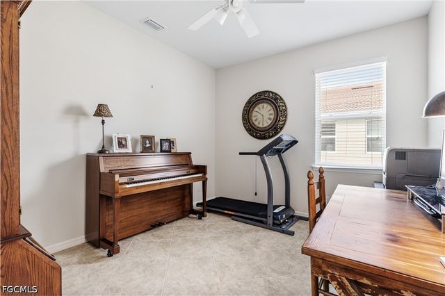 2935 Sunset Pointe CIR, Cape Coral, FL 33914