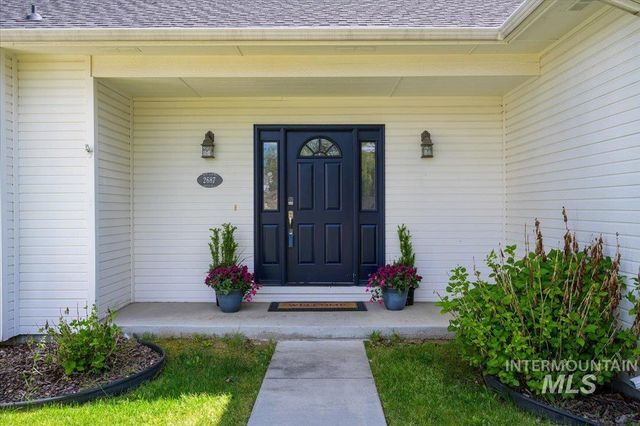 2687 E Alpomado St, Eagle, ID 83616